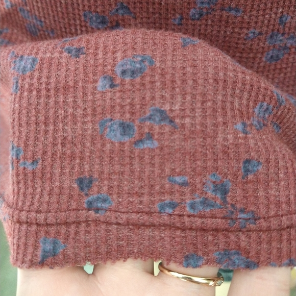 We The Free | Floral Waffle Knit Long Sleeve Earthy Thermal Layer Top | Medium - Picture 5 of 9